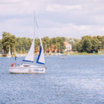 Żegluga po jeziorze Kisajno