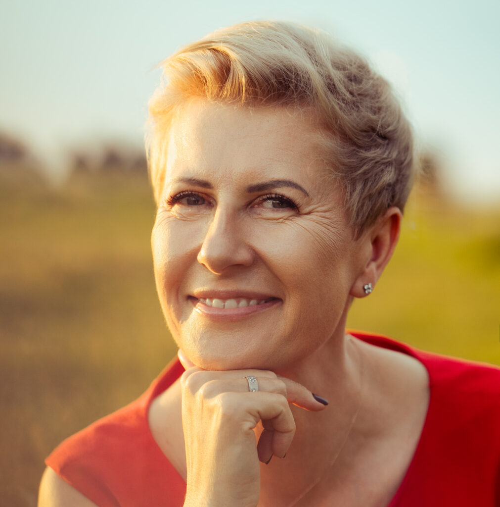 Agnieszka Kozak. Odnalazła swój dom w Ostródzie i przypomina, że życie zawsze jest po naszej stronie